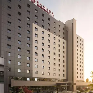 Otel Ramada Plaza By Wyndham Convention Center, Bükreş