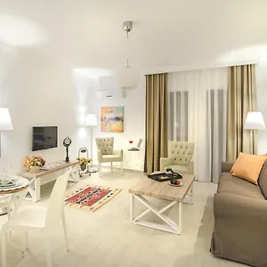 rodina-suites.aegeanhotels.net/